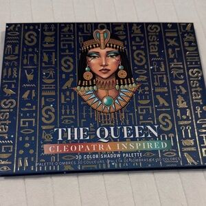 The Queen Cleopatra inspired eyeshadow palette 30 eyeshadows
